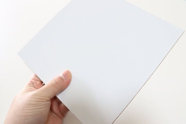 磁石がくっつくスチールタイル（ホワイト）