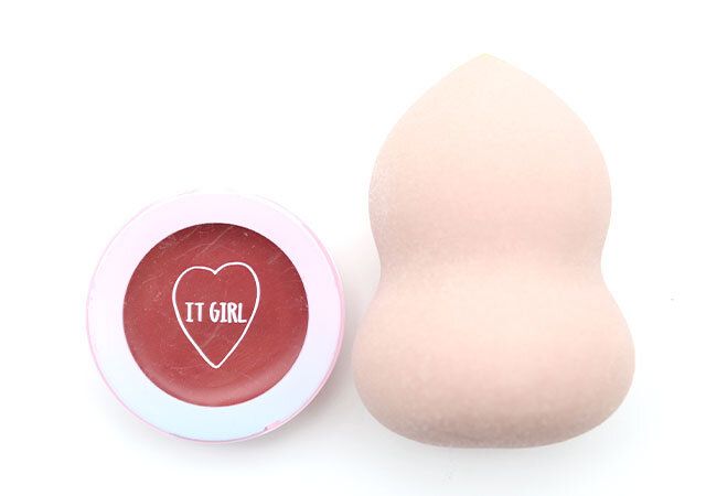 メイクパフ（ホイップ型、ケース付） 水あり