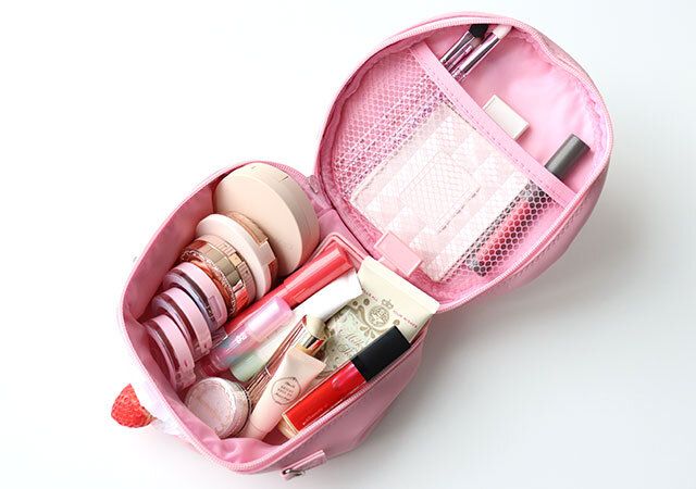 ロールケーキポーチコスメ