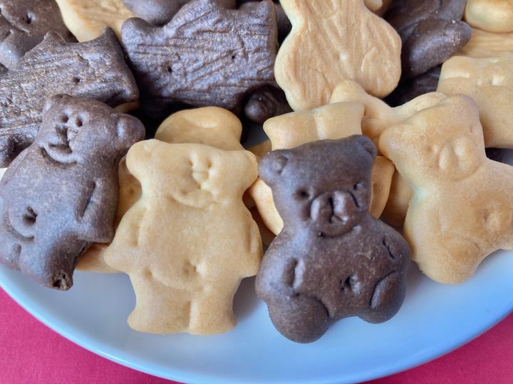 「リピート確定！」「クリスマスパッケージが可愛い！」【無印良品】安心感とシンプルな美味しさが好印象のビスケット