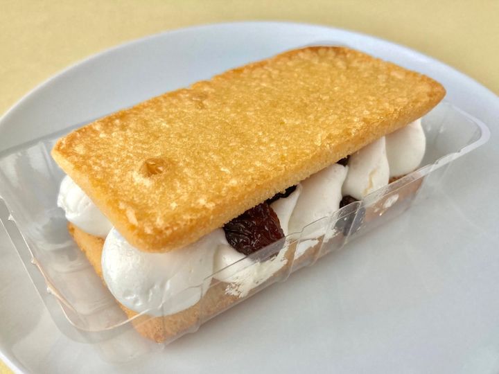 洋菓子店並みのクオリティ！【ローソン】味わいも香りもGOODなレーズンサンド