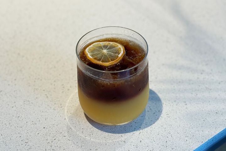 「オレンジエスプレッソ」 650円（イートイン）、638円（テイクアウト）