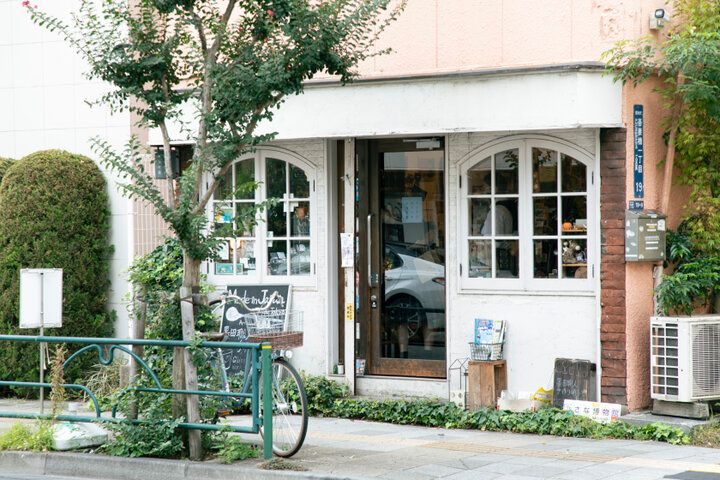 自分だけのグラスづくり体験「ちいさな硝子の本の博物館」