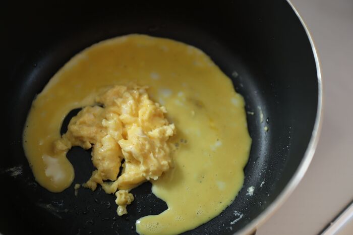卵1個でホテルの朝食級！【ふわとろオムレツ】を作ってみた