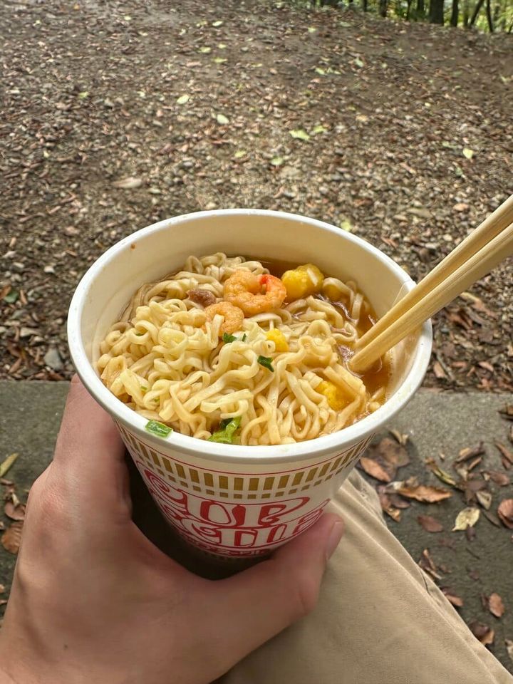 カップヌードル