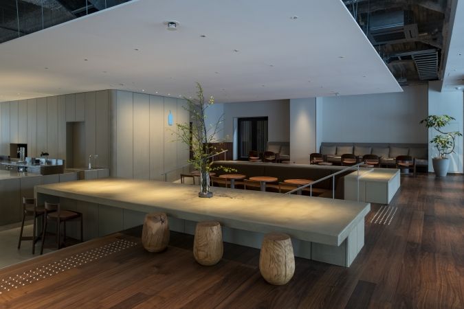 ブルーボトルコーヒー 福岡天神カフェ 店内