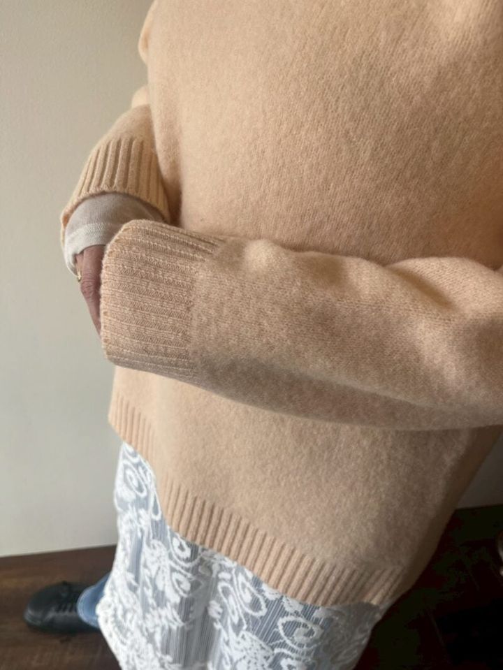 MUJILabo ヤク混タートルネックセーター ライトオレンジ アップ