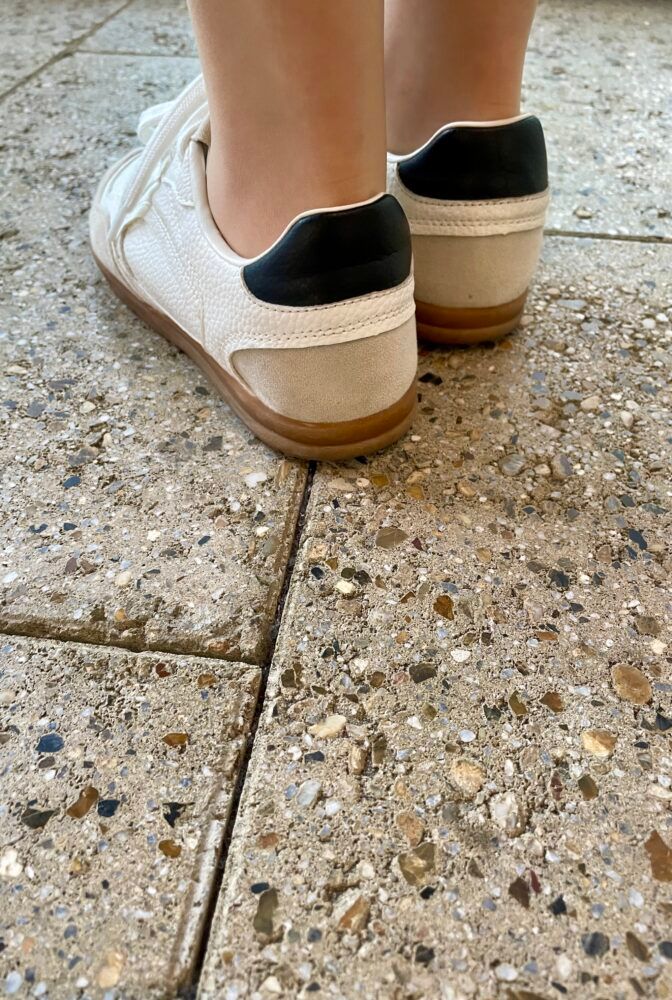 藤井さんスニーカー