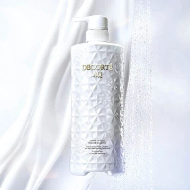 美容液99％配合、摩擦レスなエッセンスベースの泡立たないシャンプー。ツヤ、潤い、まとまり、しなやかさを網羅した仕上がりに。コスメデコルテ AQ リペア エッセンスシャンプー 800g 1万1000円（コスメデコルテ）