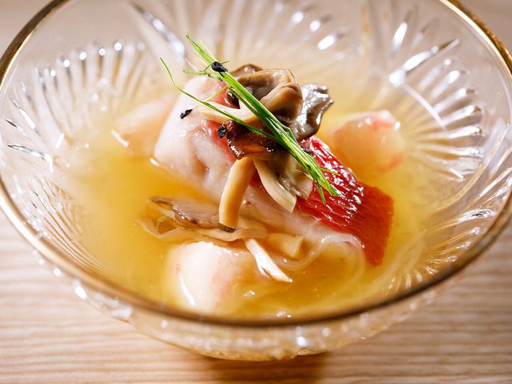 麻布十番『富士鮨』の「涼風そうめん南瓜と金目鯛」