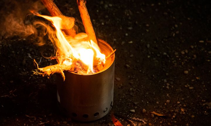 【キャンプで”火”を使いこなせ！】LIGHT MY FIRE「焚き火」