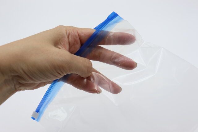 ジィーっと音が出るスライダーフリーザーバッグ（Mサイズ） 丈夫