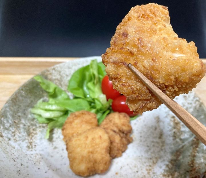 冷凍食品人気ランキング1位！「にんにく不使用 国産鶏むね肉の塩こうじからあげ」