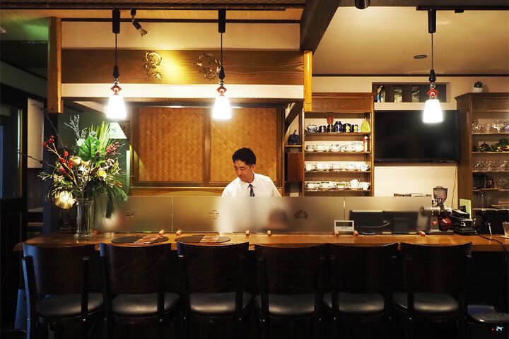 熱海さんぽで立ち寄りたい♪ おひとりさまにも心地よい和カフェで甘いごほうびを「常盤木羊羹店 茶房 陣」