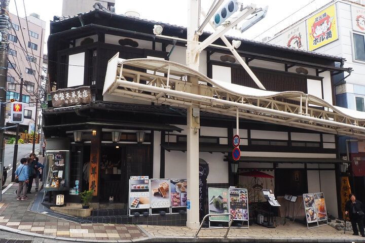 熱海さんぽで立ち寄りたい♪ おひとりさまにも心地よい和カフェで甘いごほうびを「常盤木羊羹店 茶房 陣」