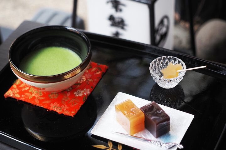 熱海さんぽで立ち寄りたい♪ おひとりさまにも心地よい和カフェで甘いごほうびを「常盤木羊羹店 茶房 陣」