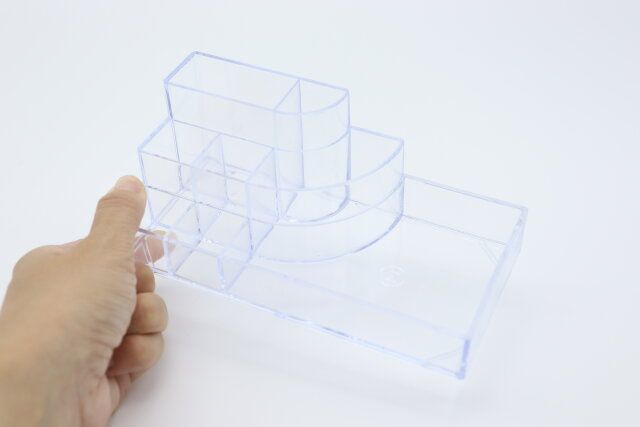 メイクアップスタンド（8仕切り） 形状