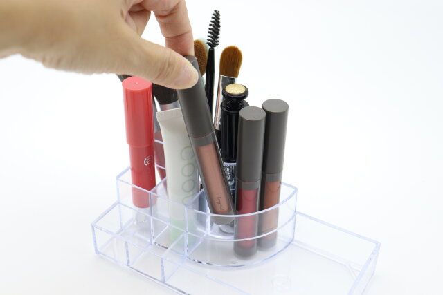 メイクアップスタンド（8仕切り） 取り出しやすい