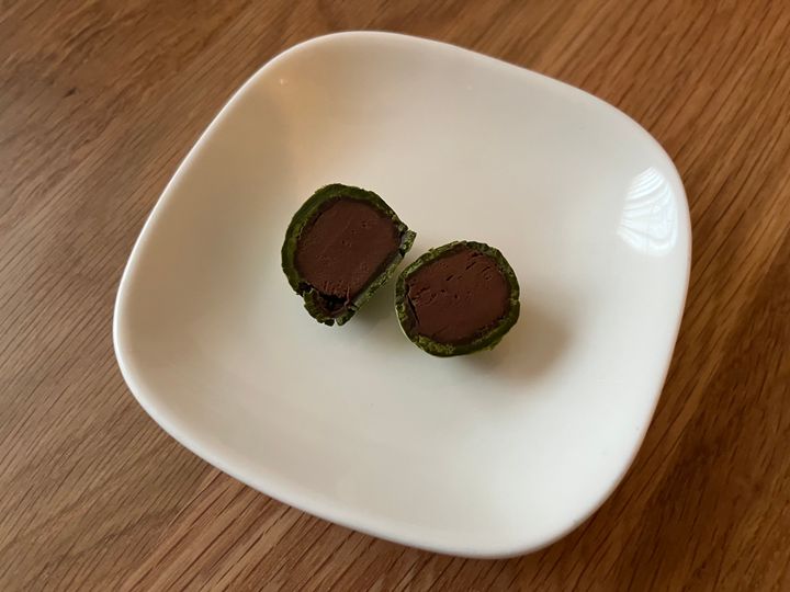 「このパチパチがクセになる！」【無印良品】カカオトリュフ フィジーキャンディを実食レビュー