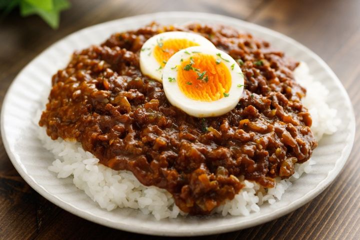 自宅 キーマカレー ゆで卵トッピング イメージ