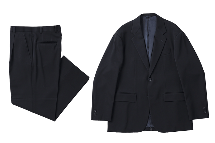 〈ポーター クラシック〉のブラックスーツ