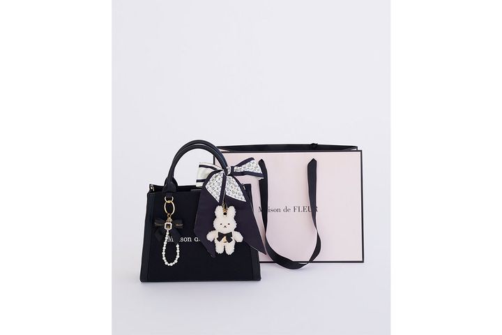 With Happiness Set 2026(Black)／￥11,000（税込み）