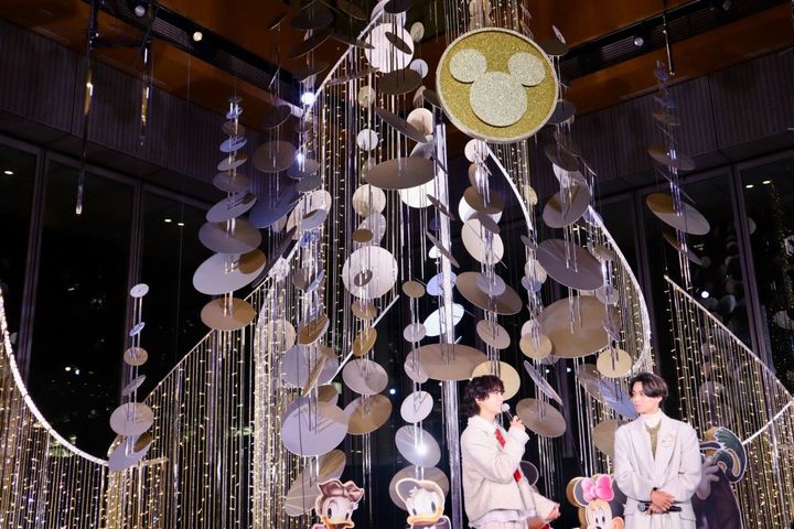 King & Prince 永瀬廉さん・髙橋海人さん登壇！ ツリーの大きさも必見です