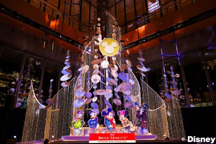 「Celebration Tree <Mickey & Friends>」