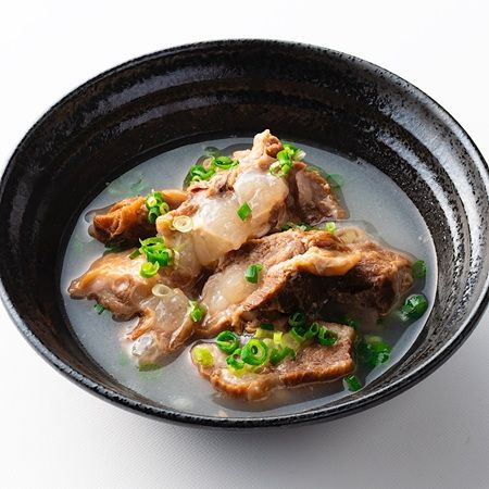 大阪・梅田に辛麺専門店「赫辛麺 燦」がOPEN！辛さだけでなく、香りと旨みを追求