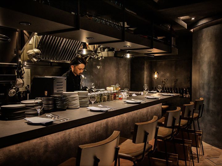 新橋『0711 GiNZA BiSTRO』の内観