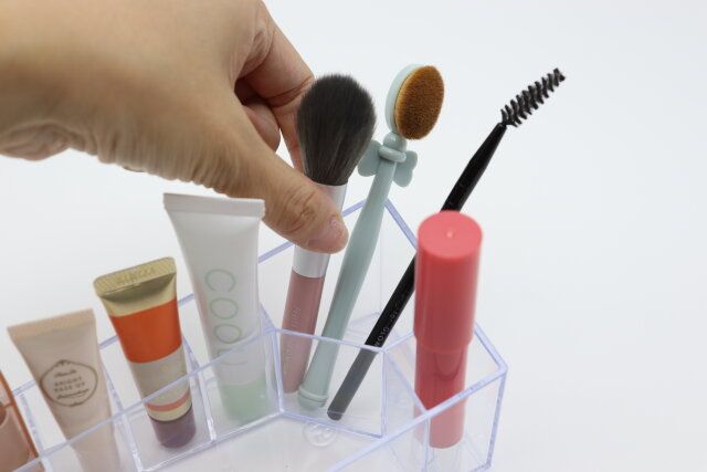 メイクアップスタンド（7仕切り） メイクブラシ取り出し