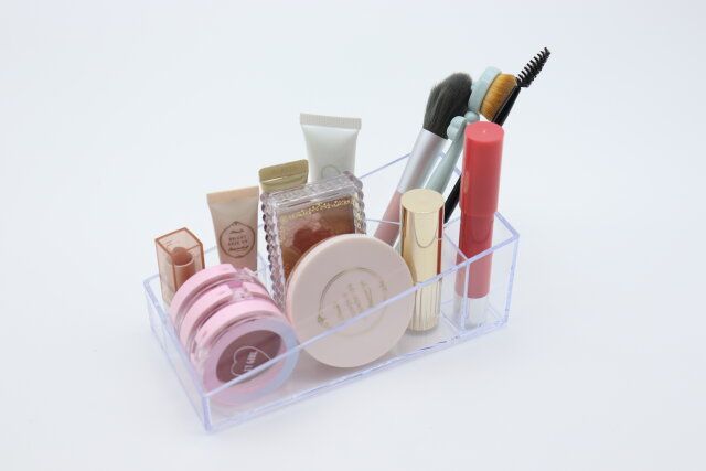 メイクアップスタンド（7仕切り） 使用例