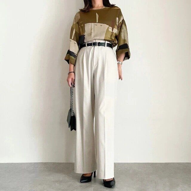 2025秋冬ユニクロ女性タックワイドパンツ着回しコーデ