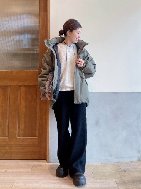 2025冬大人女性ダウンこなれアウトドアコーデ