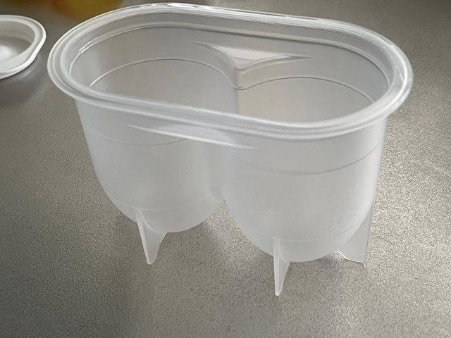 セリア「味付けたまごメーカー（味玉名人）」容器には線が入っている