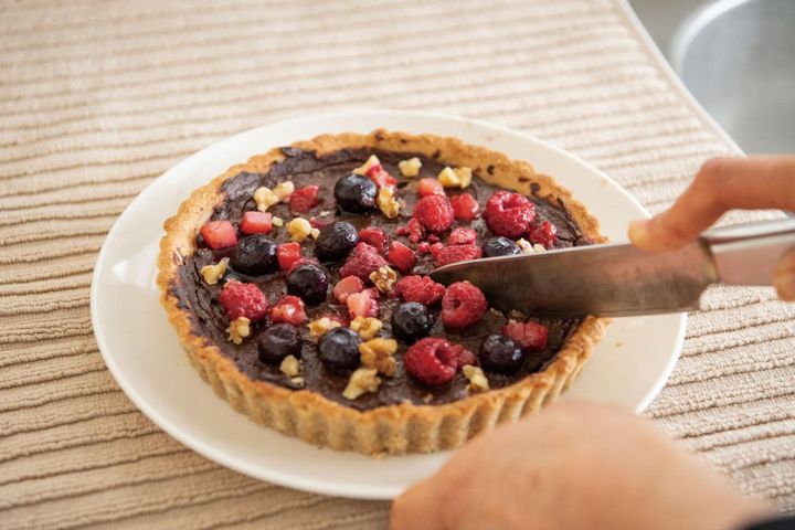 米粉とベリーを使ったグルテンフリー＆プラントベースの手作りタルトは、自然な甘さで絶品！