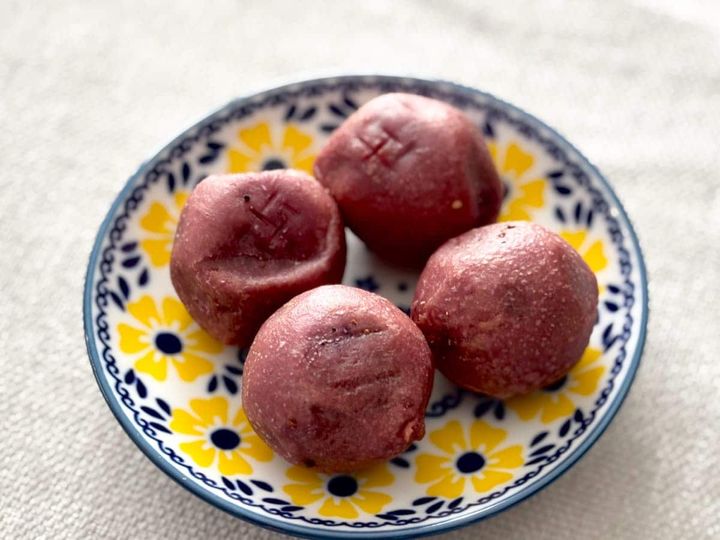 「もちもちでとろとろ」！絶賛の嵐のホットスイーツ「おさつボール」