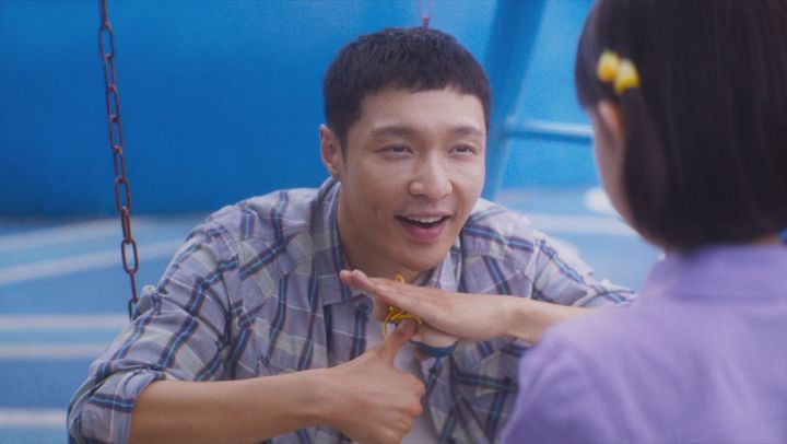 映画『愛がきこえる』場面写真 （C）CKF PICTURES （Ningbo） Co., Ltd. ／ iQIYI Pictures （Beijing） Co., Ltd. ／ Shanghai Tao Piao Movie ＆ TV Culture Co.,Ltd. width=