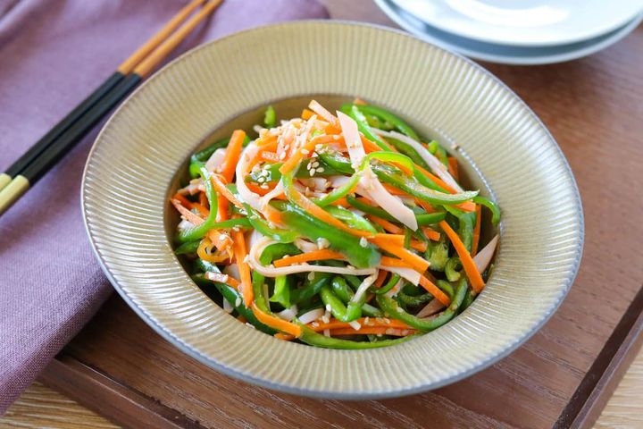 やみつきピーマンとハムの和え物