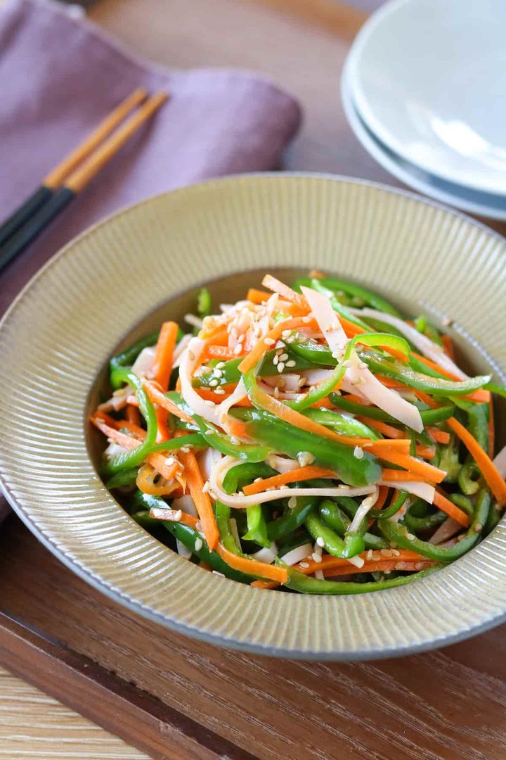 やみつきピーマンとハムの和え物