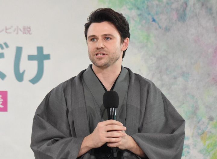 女優の高石あかりさん（22）がヒロイン松野トキを演じるNHK連続テレビ小説「ばけばけ」（月～土曜前8・0）の第40話が20日放送されます。松江中学の英語教師、錦織友一（吉沢亮さん）が苦手なスキップをマスターしようと隠れてひとり練習。その様子を生徒たちに目撃されてしまいます。