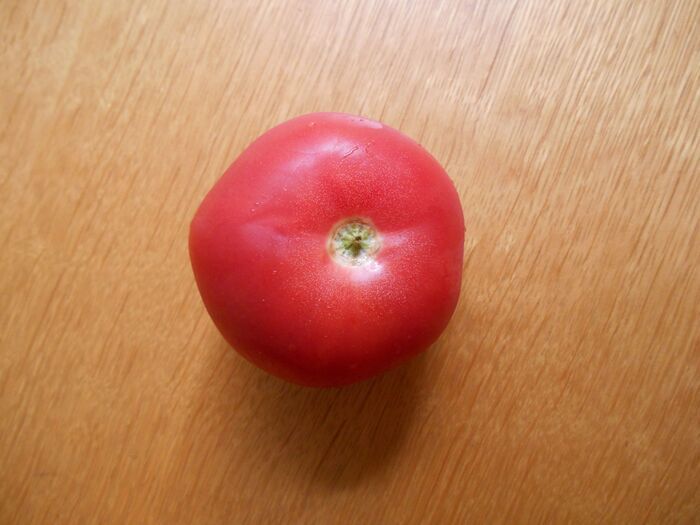 種が出ない〈トマトの切り方〉を検証してみた！もうサラダ、水っぽくなりません