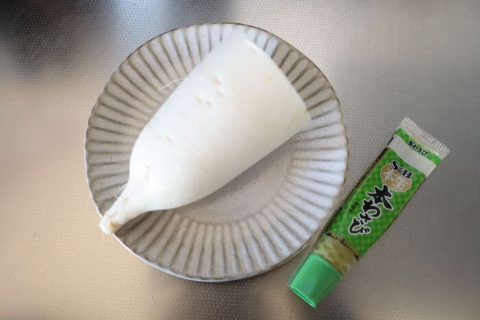 チューブわさびが秒で『生わさび食感』に！味をレベルアップさせる【魔法のちょい足し】試してみた！