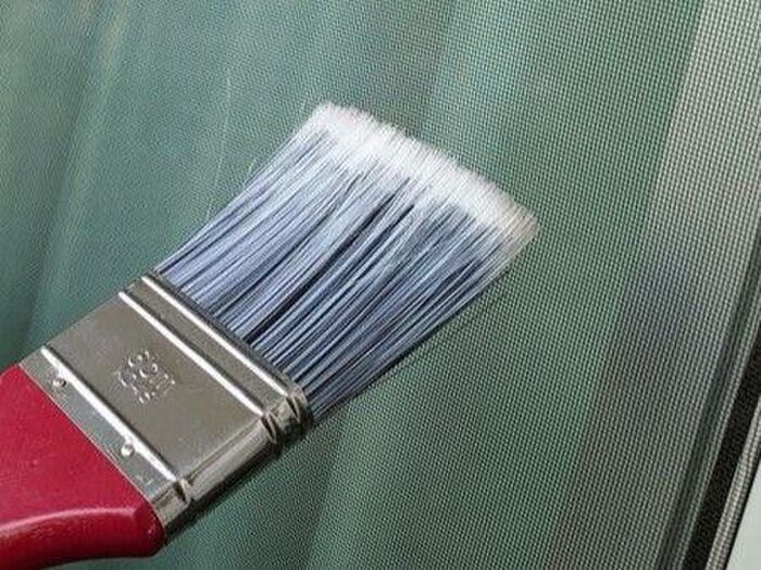 サッシの溝を「超簡単」に掃除する裏ワザ。なるほど、この手があったわ…！！