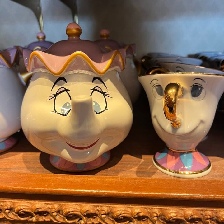 美女と野獣のポット婦人とチップ