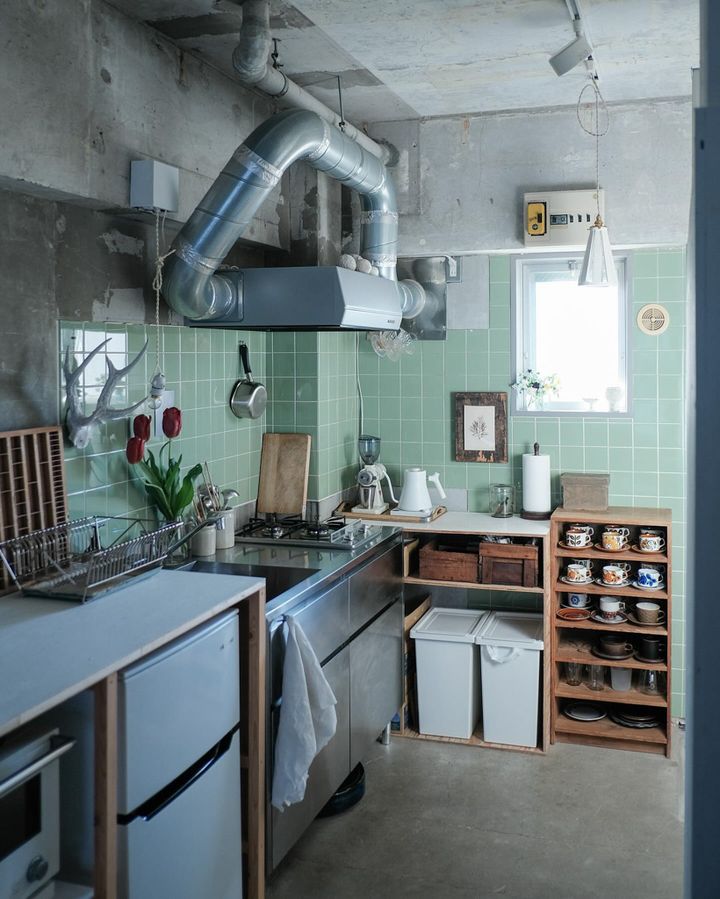 コンクリート物件に合う、アート＆モダンなインテリア3選