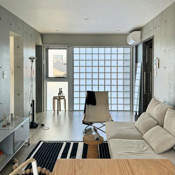 コンクリート物件に合う、アート＆モダンなインテリア3選