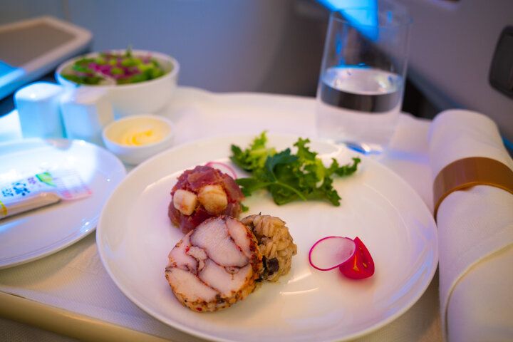 ベトナム・ニンビンの絶景を楽しむ1泊2日の冒険旅