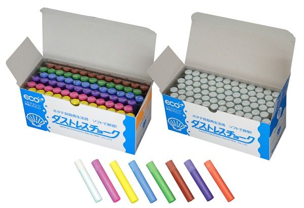 環境にやさしい「シーシェルチョーク」は黒板アートにもおすすめ。ホタテの貝殻を有効活用！