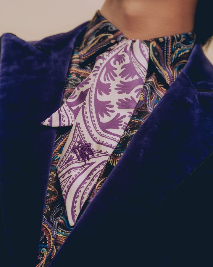 「ETRO per Kaito Takahashi」ホリデーリミテッドエディション ペイズリーナ パープル 5×85cm ¥31,900